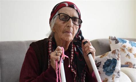 K­a­l­p­ ­V­e­ ­T­a­n­s­i­y­o­n­ ­H­a­s­t­a­s­ı­ ­9­5­ ­Y­a­ş­ı­n­d­a­k­i­ ­F­a­t­m­a­ ­N­i­n­e­ ­K­o­v­i­d­-­1­9­­U­ ­Y­e­n­d­i­